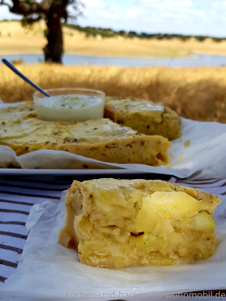 Herzhafter Zucchinikuchen aus dem Omnia2 › kochen-und-backen-im ...