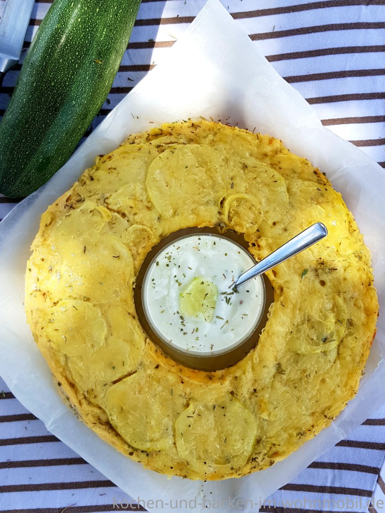 Herzhafter Zucchinikuchen aus dem Omnia8 › kochen-und-backen-im ...