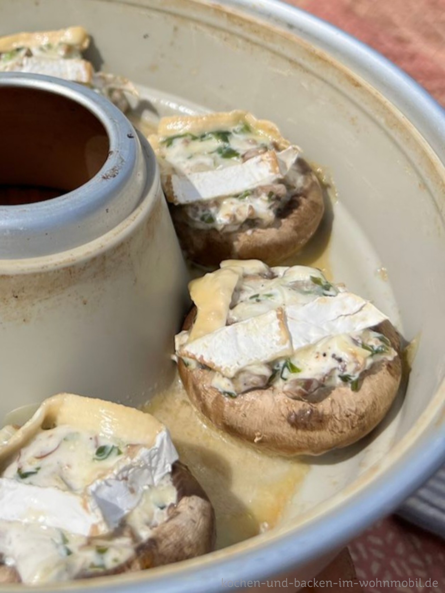 gefüllte Champignons aus dem OMNIA Backofen (2) › kochen-und-backen-im ...